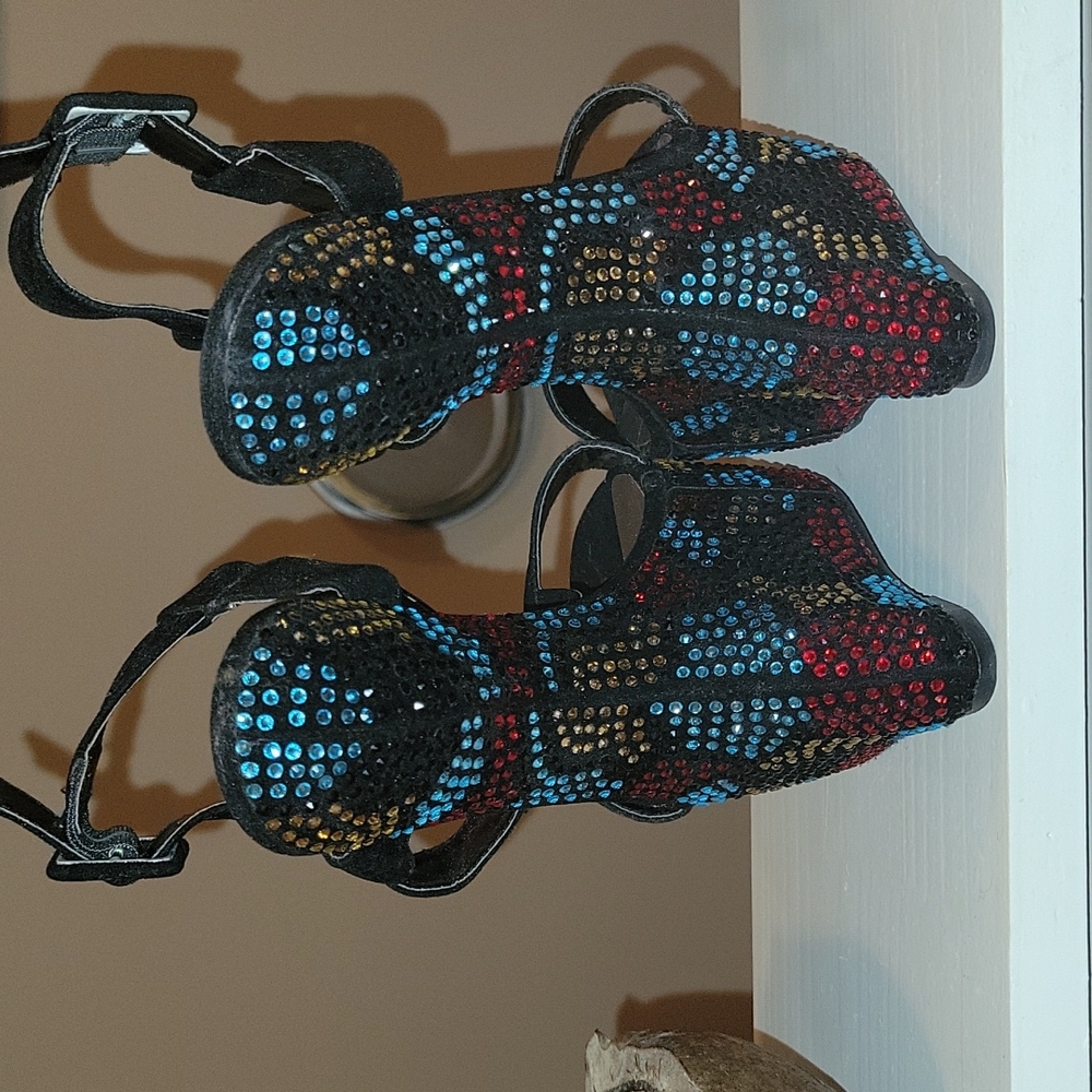 SOLD Platform Curve Heeled Platform - Picture 6 of 13